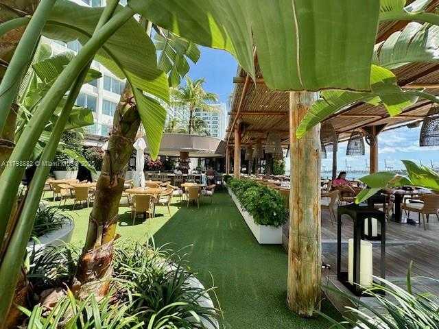 Small Image of 1100 WEST AVE #620, Miami Beach Number 15