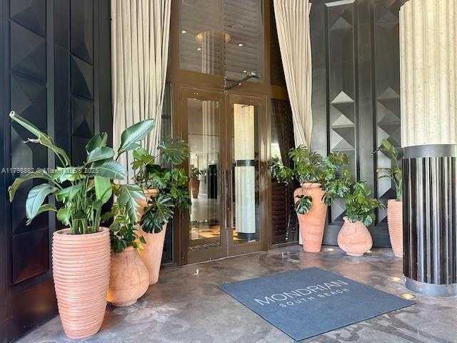 Small Image of 1100 WEST AVE #620, Miami Beach Number 20