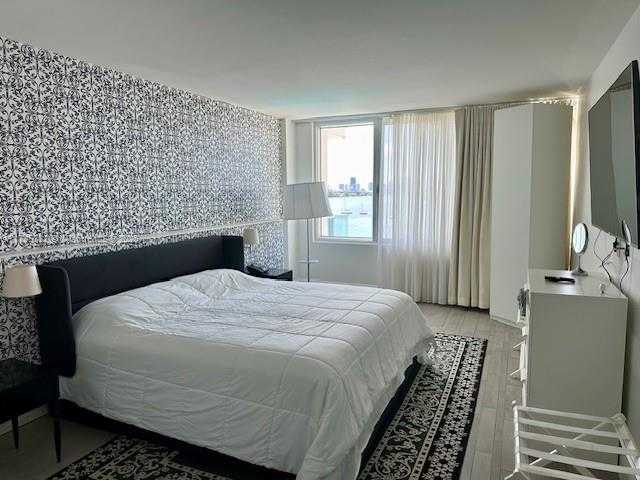 Small Image of 1100 WEST AVE #620, Miami Beach Number 5