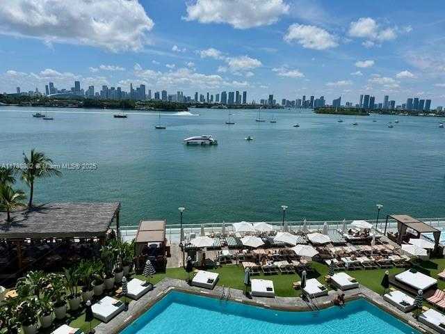 Small Image of 1100 WEST AVE #620, Miami Beach Number 6