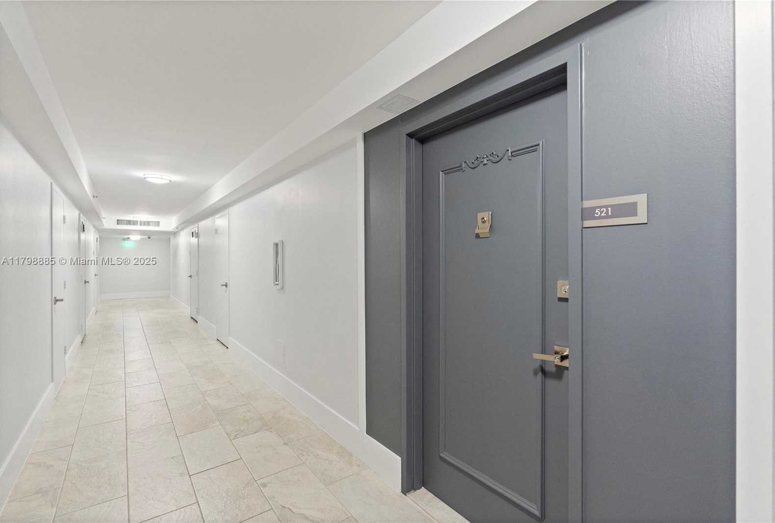 Small Image of 6039 COLLINS AVE #521, Miami Beach Number 14