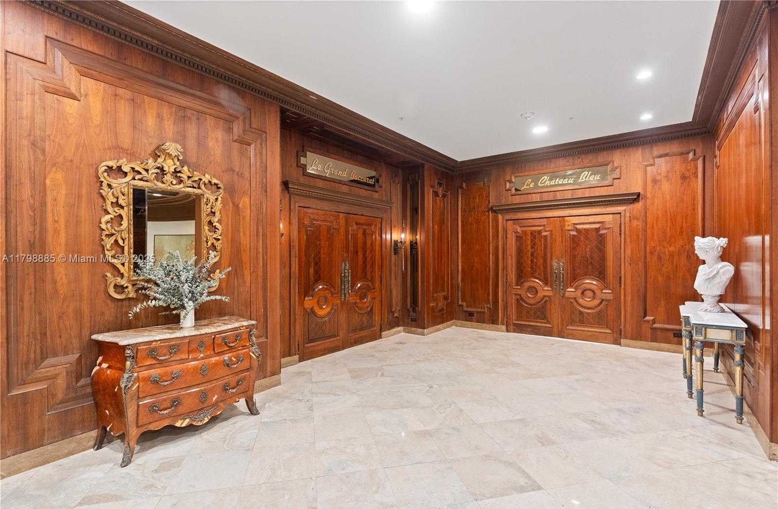 Small Image of 6039 COLLINS AVE #521, Miami Beach Number 31