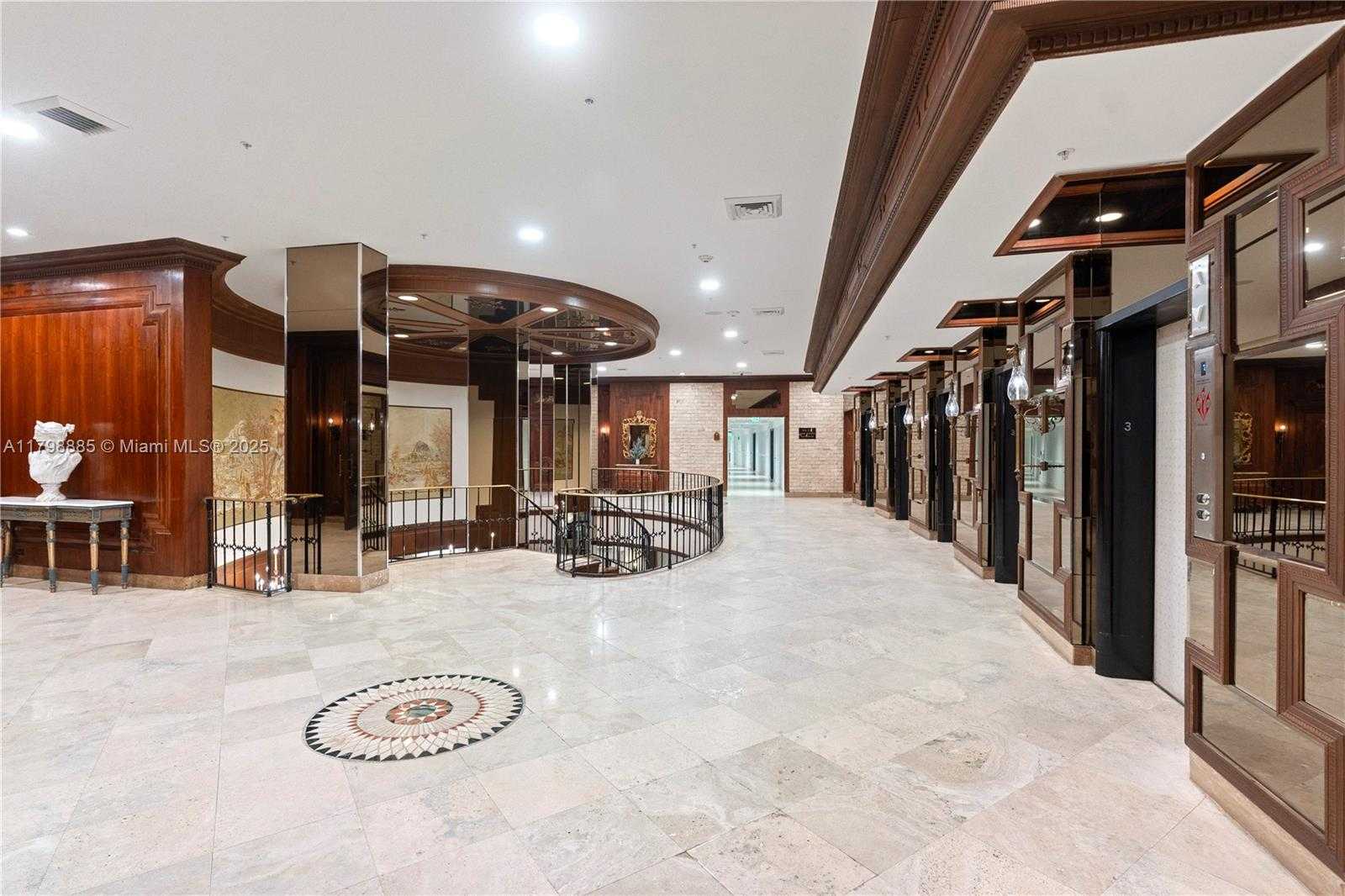 Small Image of 6039 COLLINS AVE #521, Miami Beach Number 34