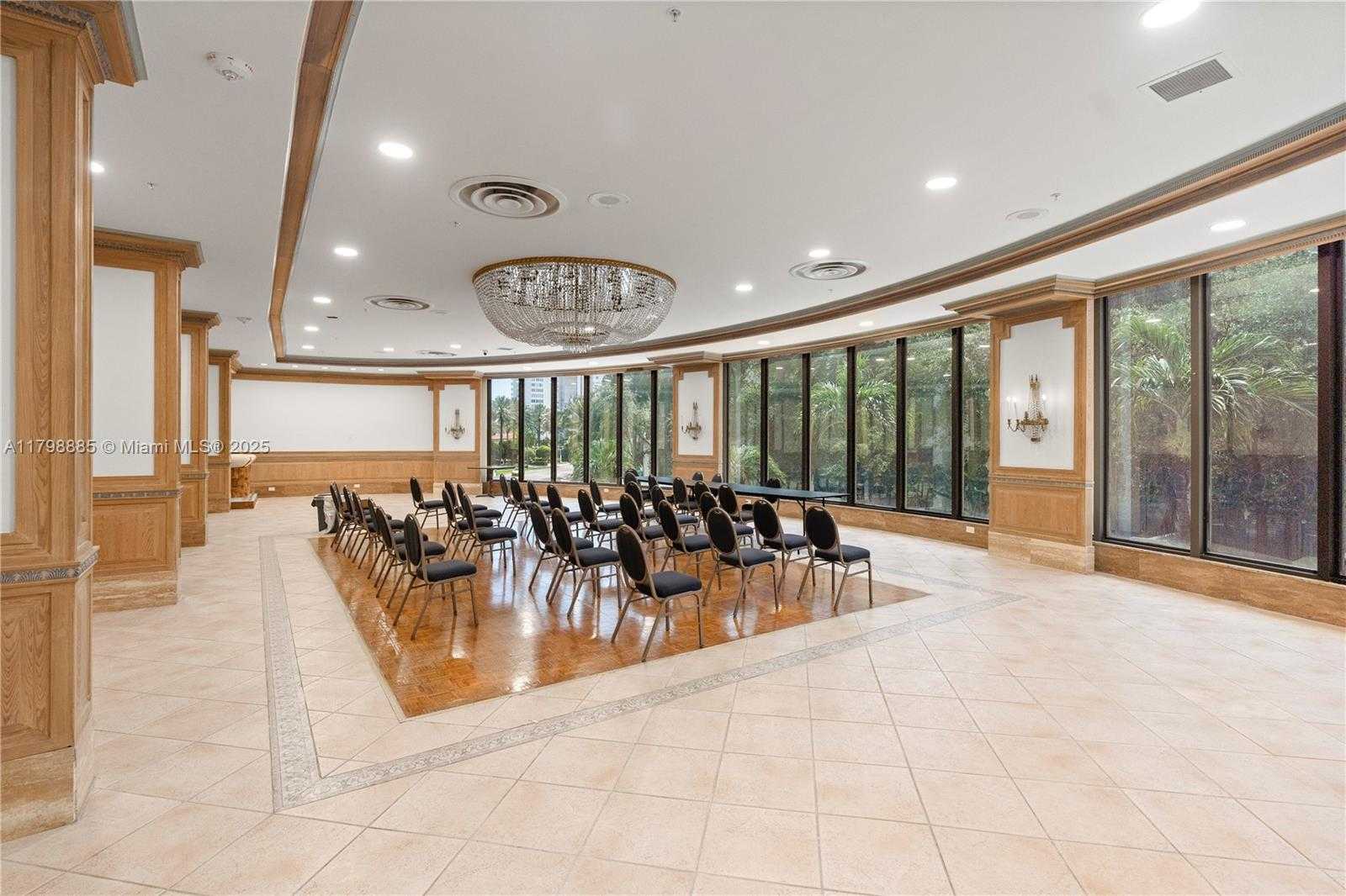 Small Image of 6039 COLLINS AVE #521, Miami Beach Number 41