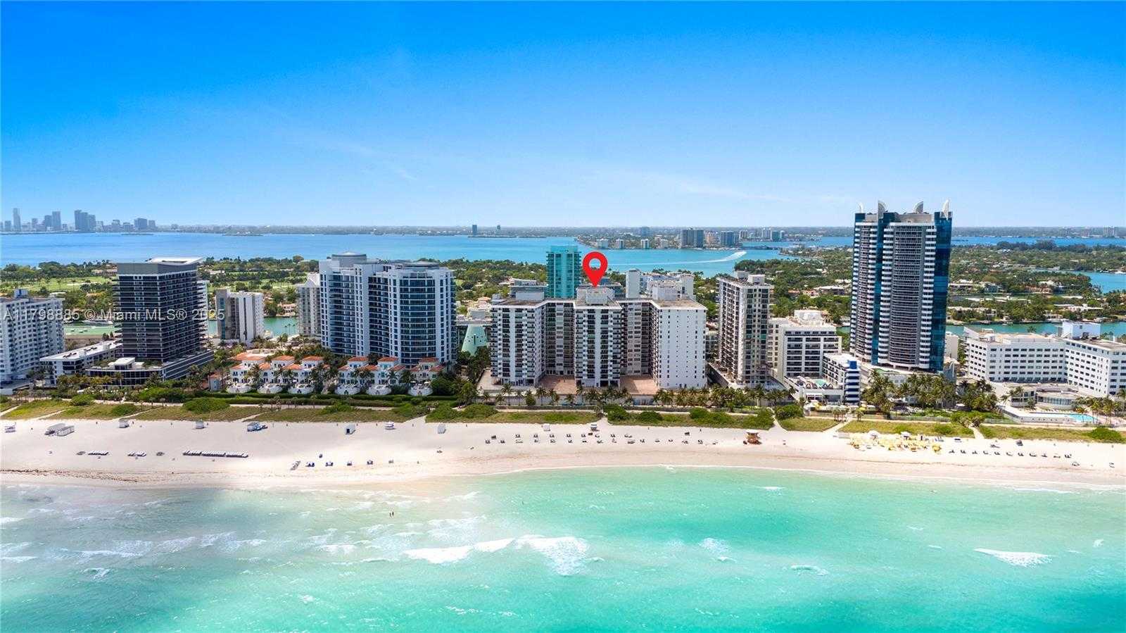 Small Image of 6039 COLLINS AVE #521, Miami Beach Number 42