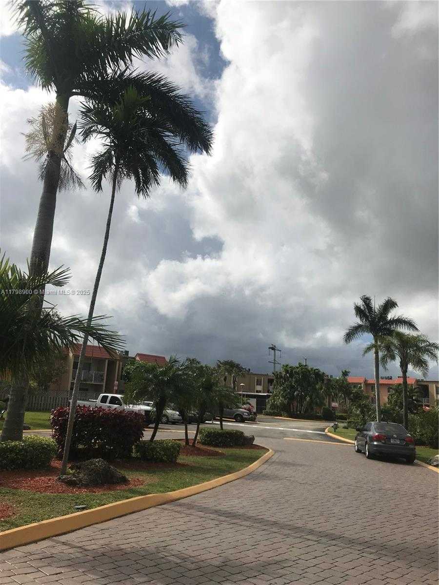 Small Image of 4900 NORTH WEST 79TH AVE #202, Doral Number 21