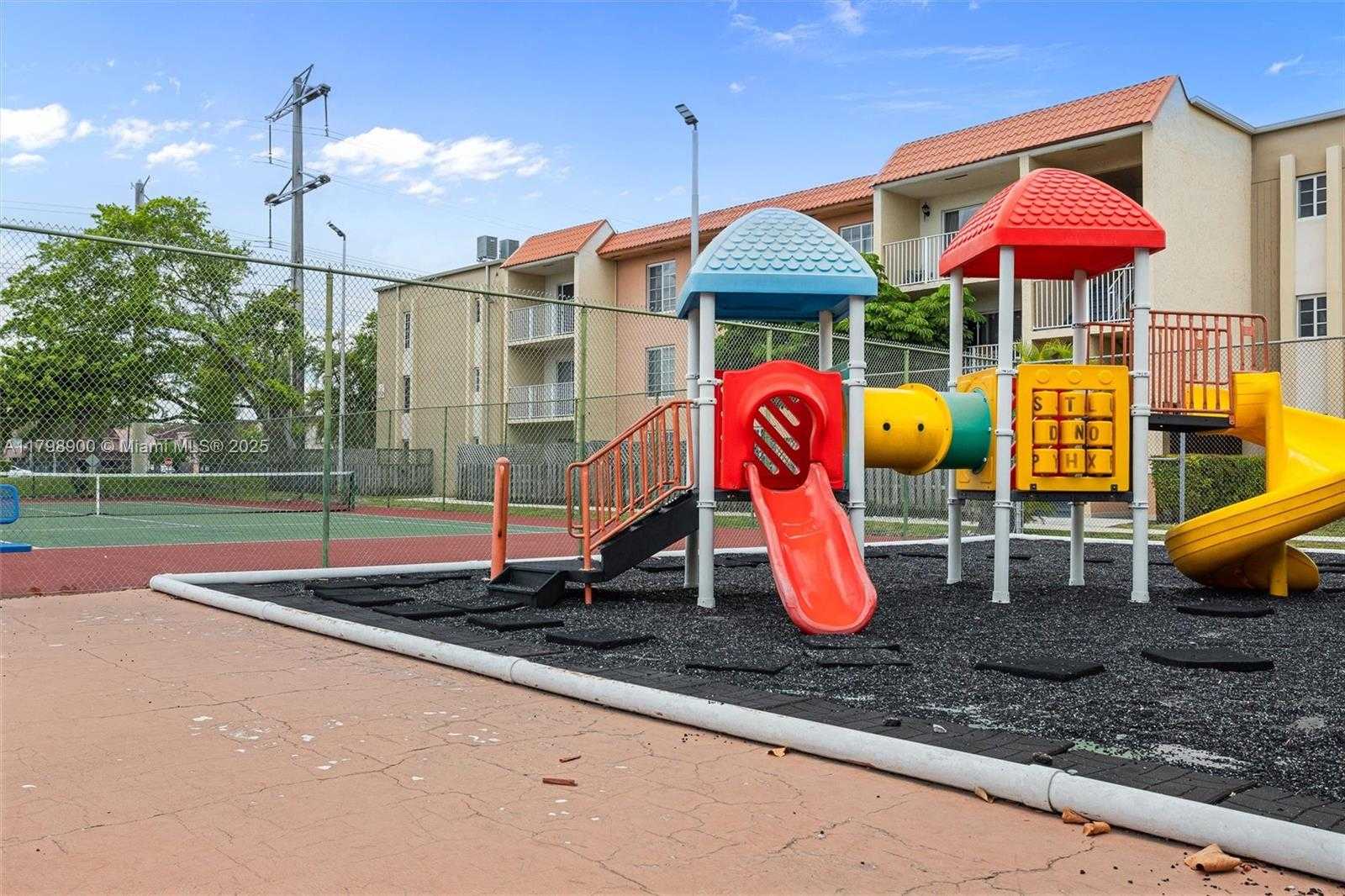 Small Image of 4900 NORTH WEST 79TH AVE #202, Doral Number 24