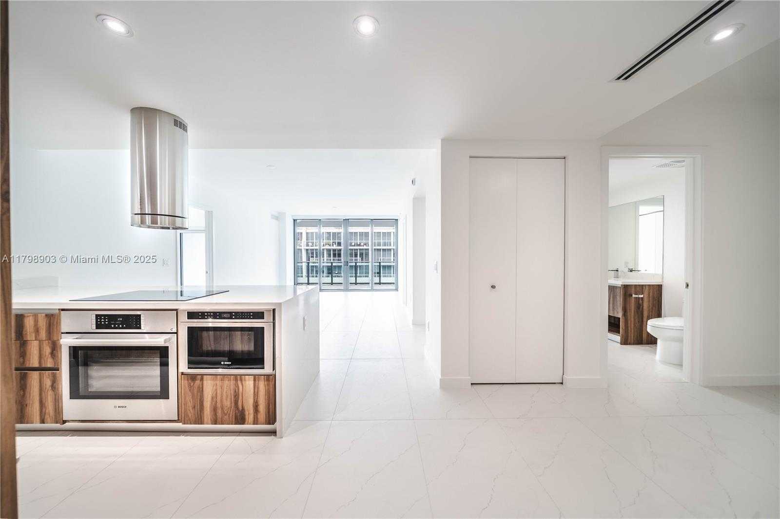 Small Image of 9901 WEST BAY HARBOR DR #602, Bay Harbor Islands Number 5