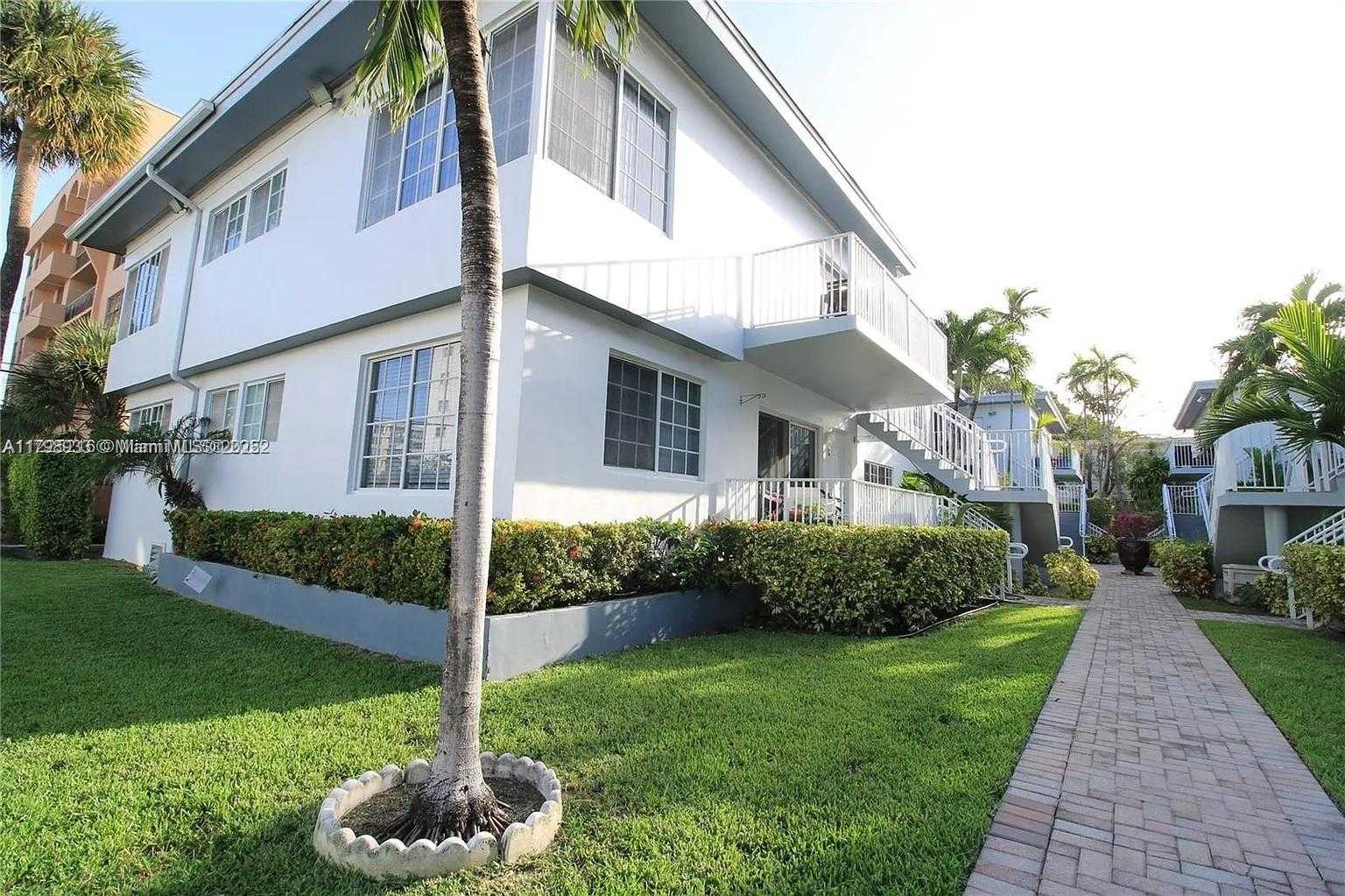 Small Image of 9260 BAY HARBOR TER #22, Bay Harbor Islands Number 22