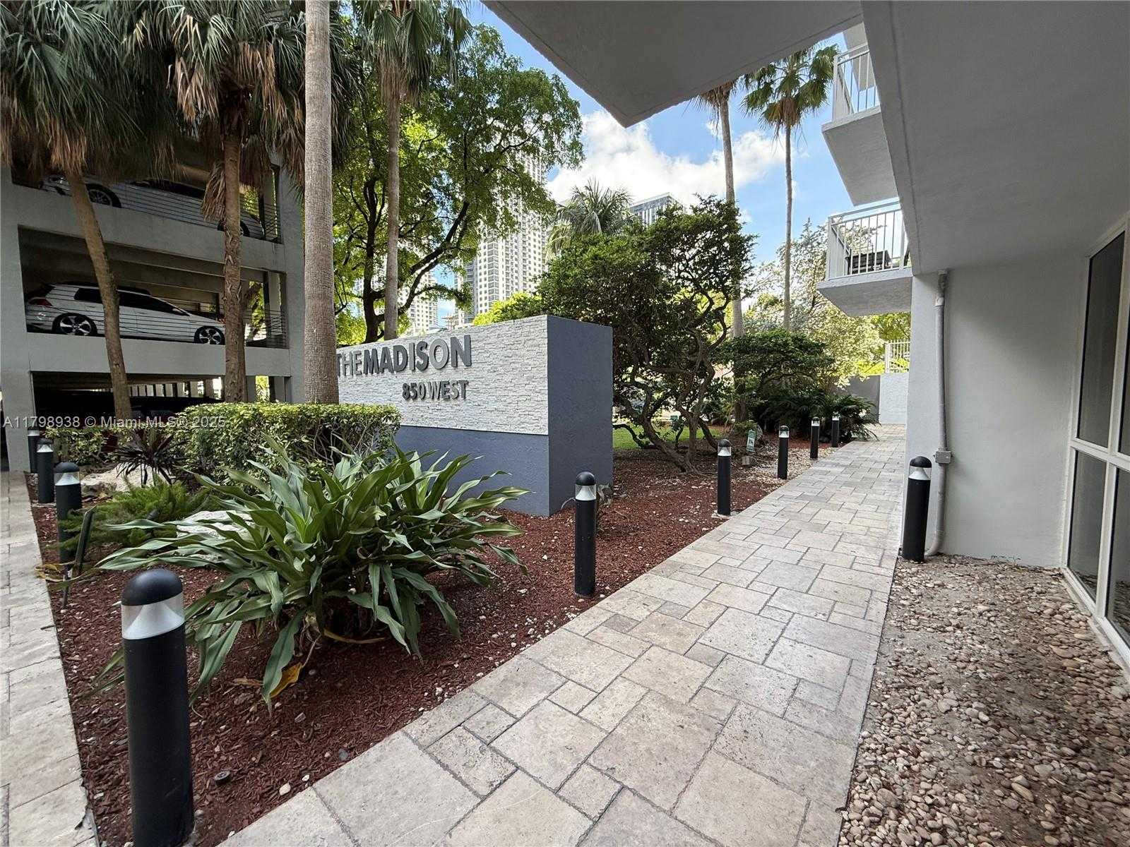 Small Image of 850 NORTH MIAMI AVE #W-1801, Miami Number 16