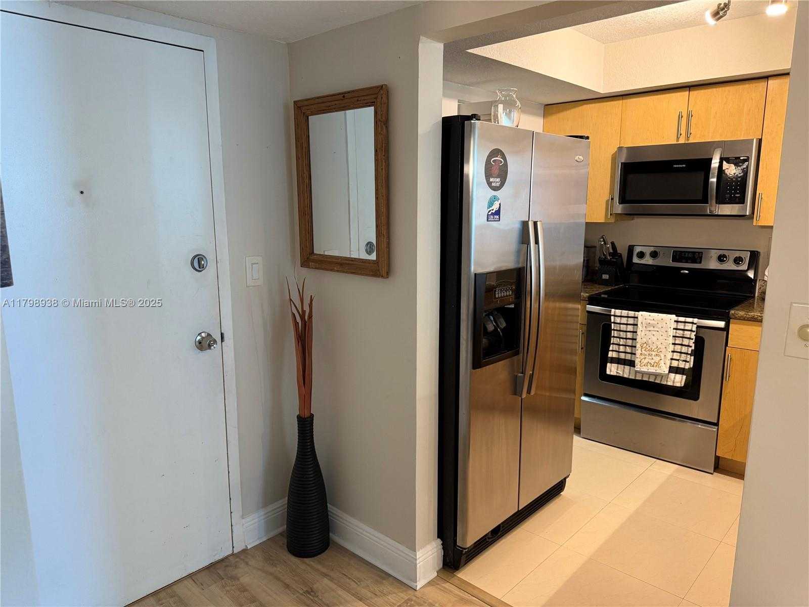 Small Image of 850 NORTH MIAMI AVE #W-1801, Miami Number 4