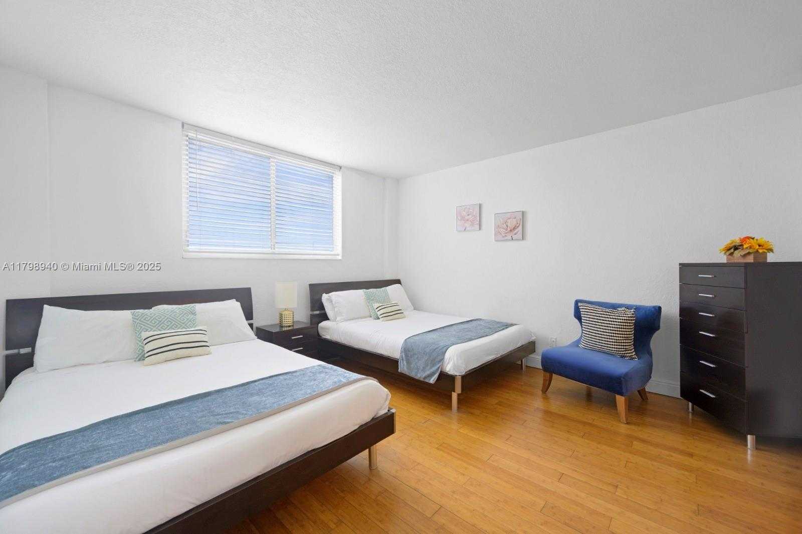 Small Image of 19370 COLLINS AVE #1507, Sunny Isles Beach Number 11