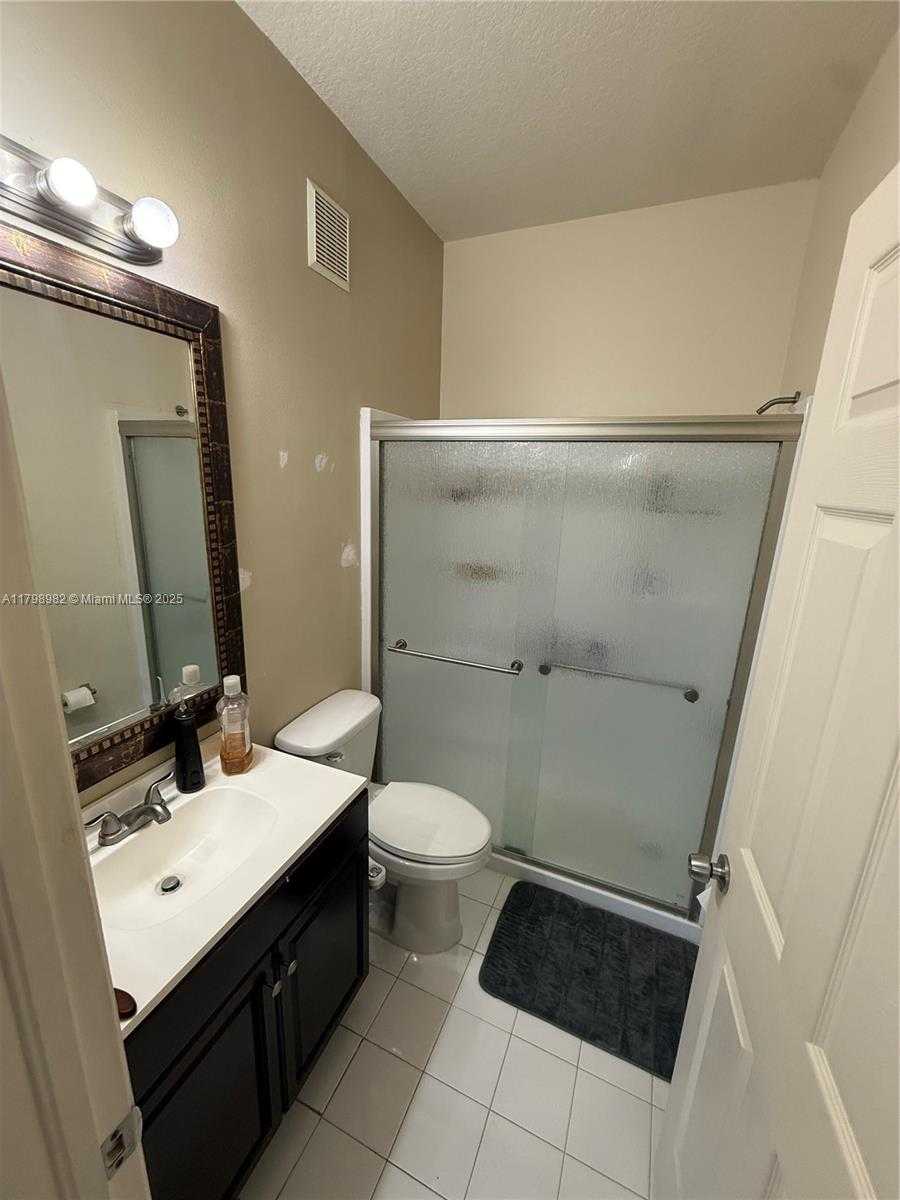 Small Image of 5660 NORTH WEST 115TH CT #212, Doral Number 11