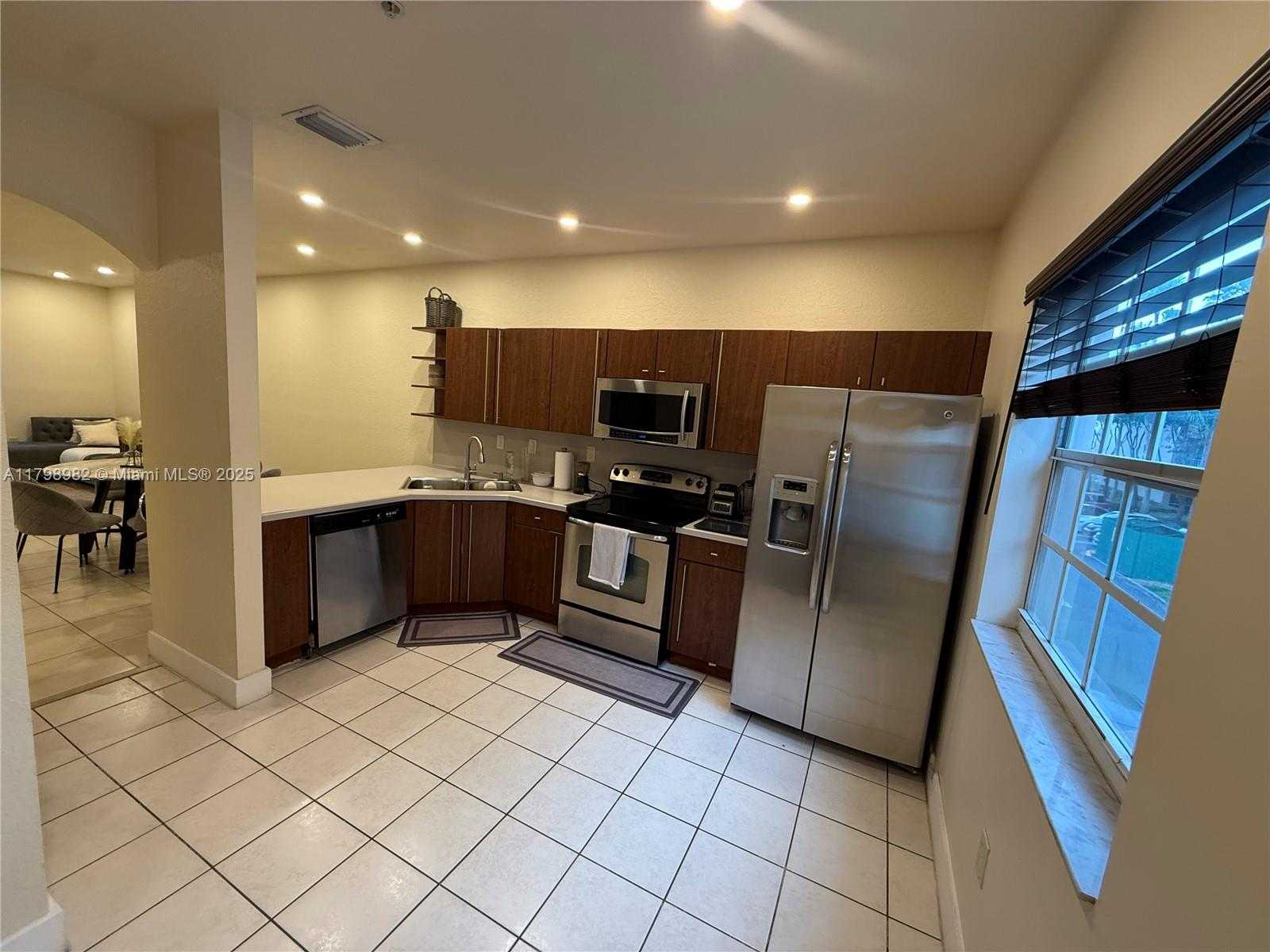Small Image of 5660 NORTH WEST 115TH CT #212, Doral Number 2