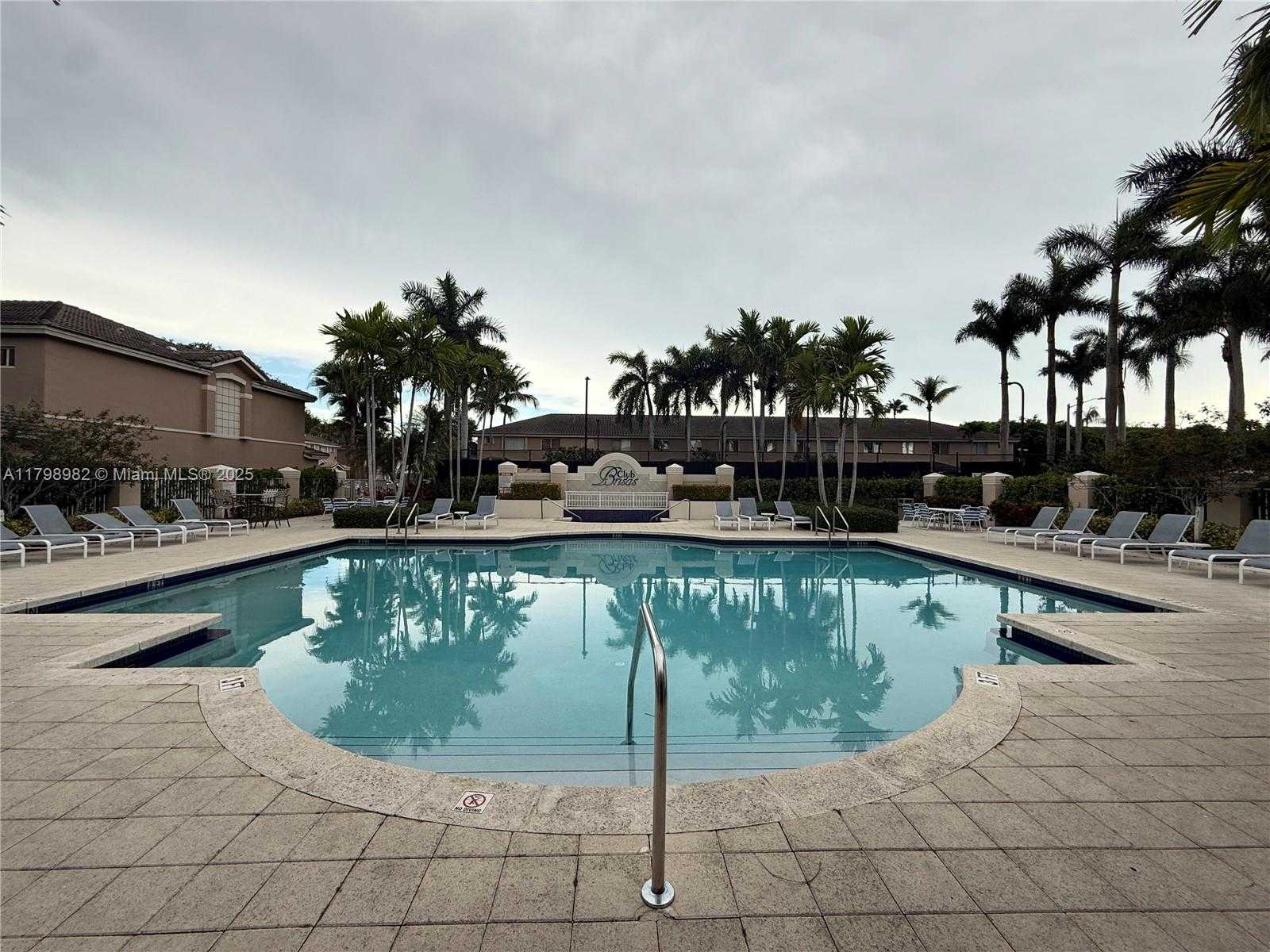 Small Image of 5660 NORTH WEST 115TH CT #212, Doral Number 25