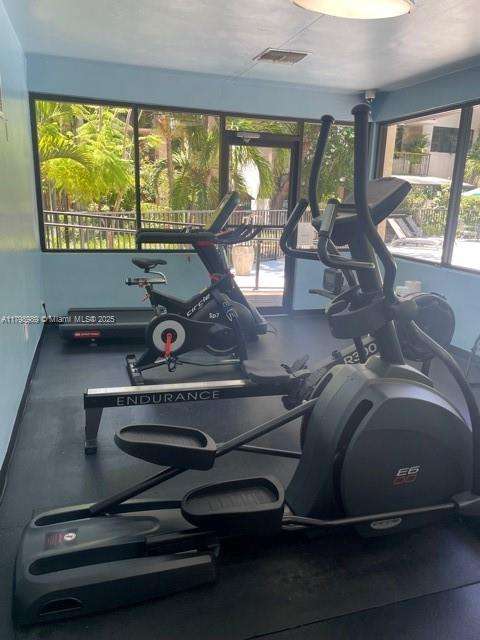 Small Image of 55 OCEAN LANE DR #3030, Key Biscayne Number 51