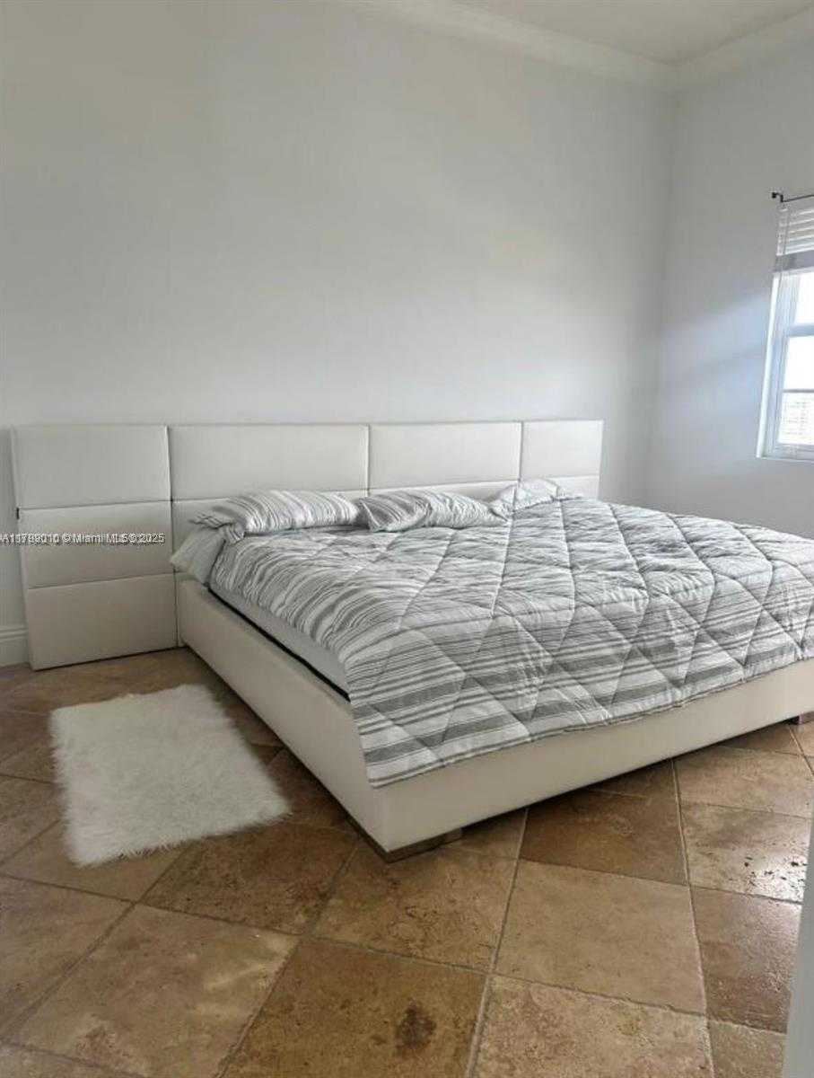 Small Image of 6770 INDIAN CREEK DR #TSB, Miami Beach Number 7