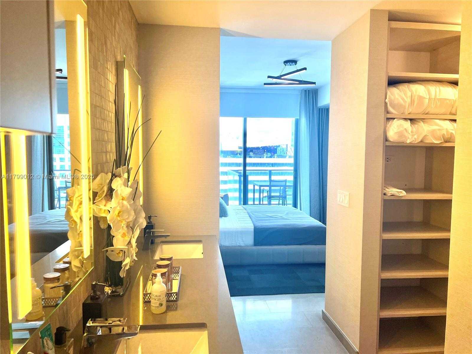 Small Image of 88 SOUTH WEST 7TH ST #1908, Miami Number 3