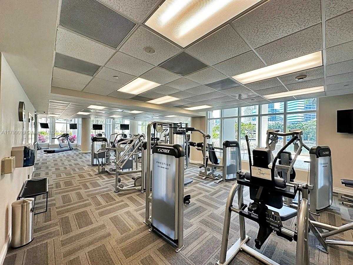 Small Image of 801 BRICKELL KEY BLVD #802, Miami Number 22
