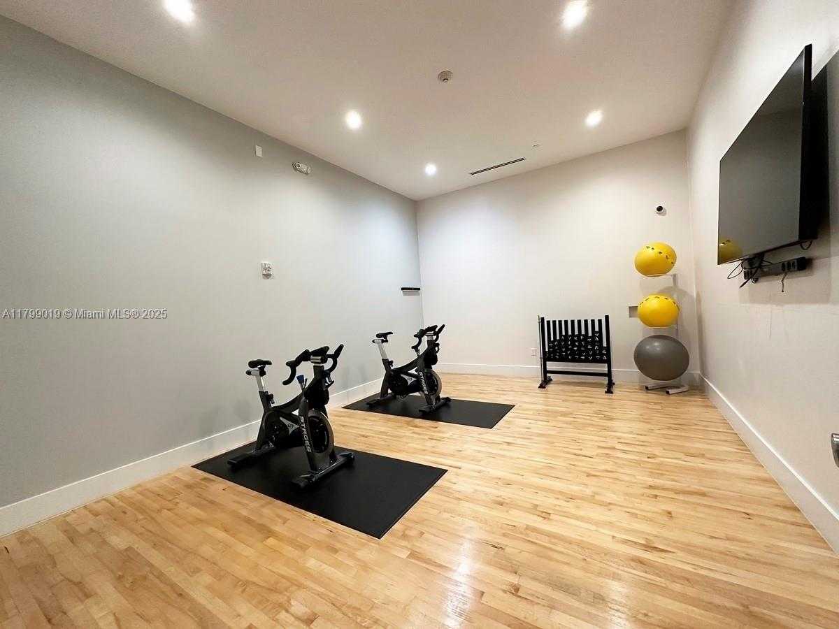 Small Image of 801 BRICKELL KEY BLVD #802, Miami Number 24
