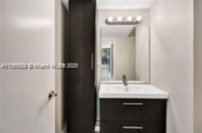 Small Image of 17021 NORTH BAY RD #112, Sunny Isles Beach Number 15