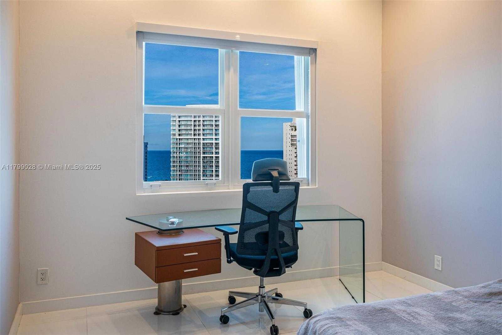 Small Image of 6770 INDIAN CREEK DR #TS-P, Miami Beach Number 12