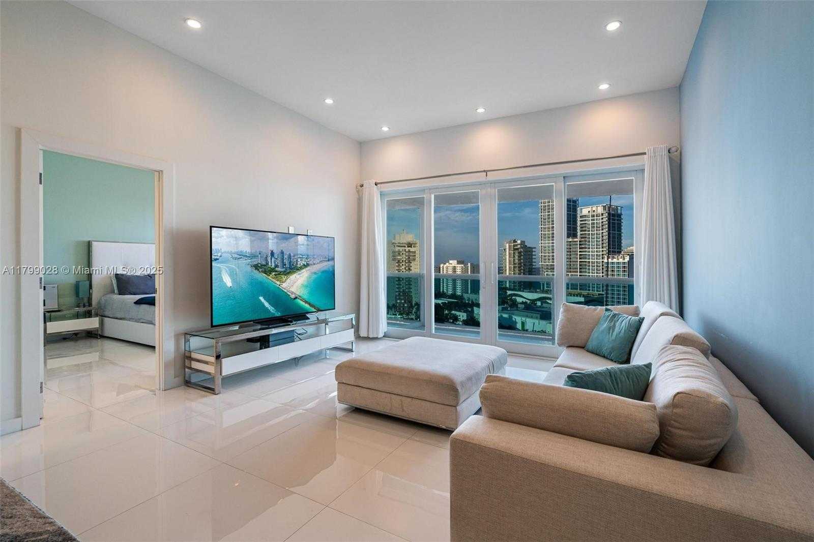 Small Image of 6770 INDIAN CREEK DR #TS-P, Miami Beach Number 2