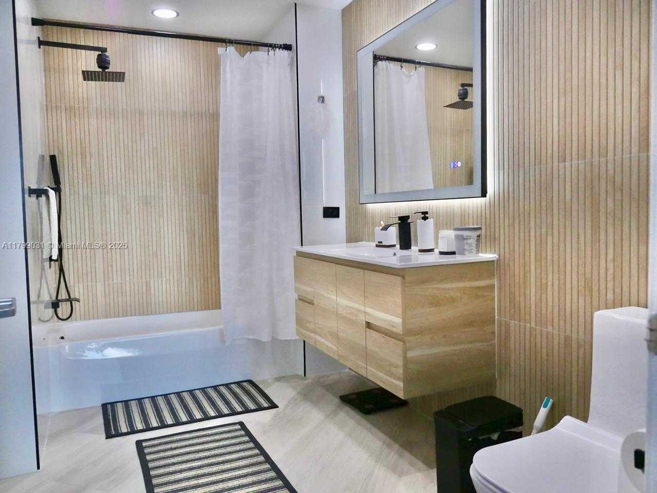 Small Image of 3301 NORTH EAST 1ST AVE #H0915, Miami Number 12