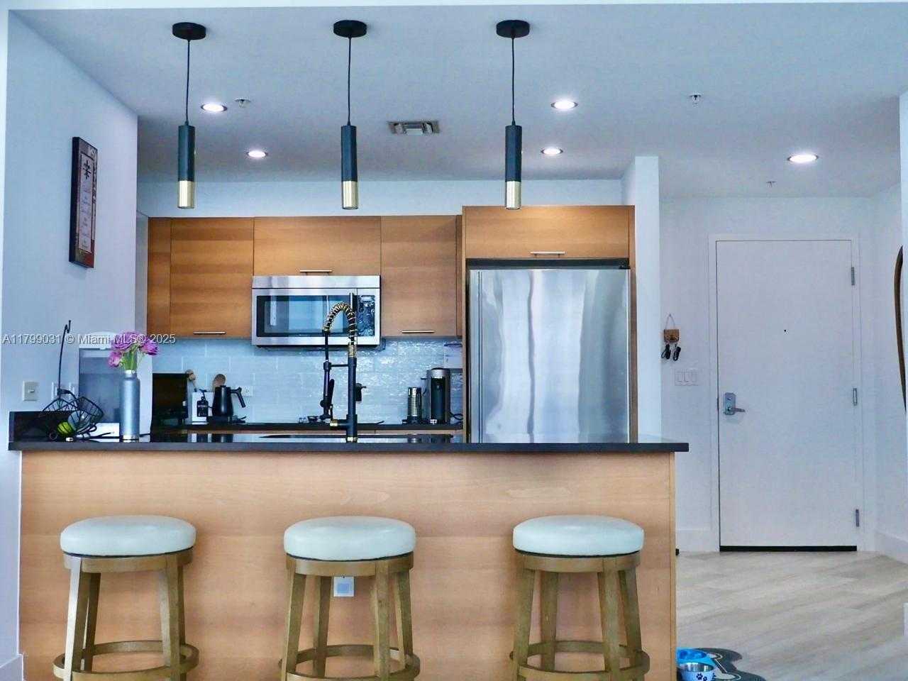Small Image of 3301 NORTH EAST 1ST AVE #H0915, Miami Number 13