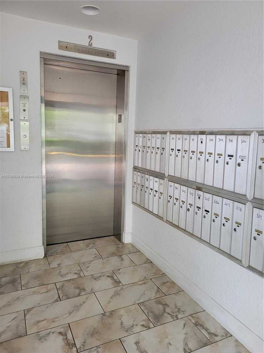 Small Image of 3703 NORTH EAST 166TH ST #808, North Miami Beach Number 15