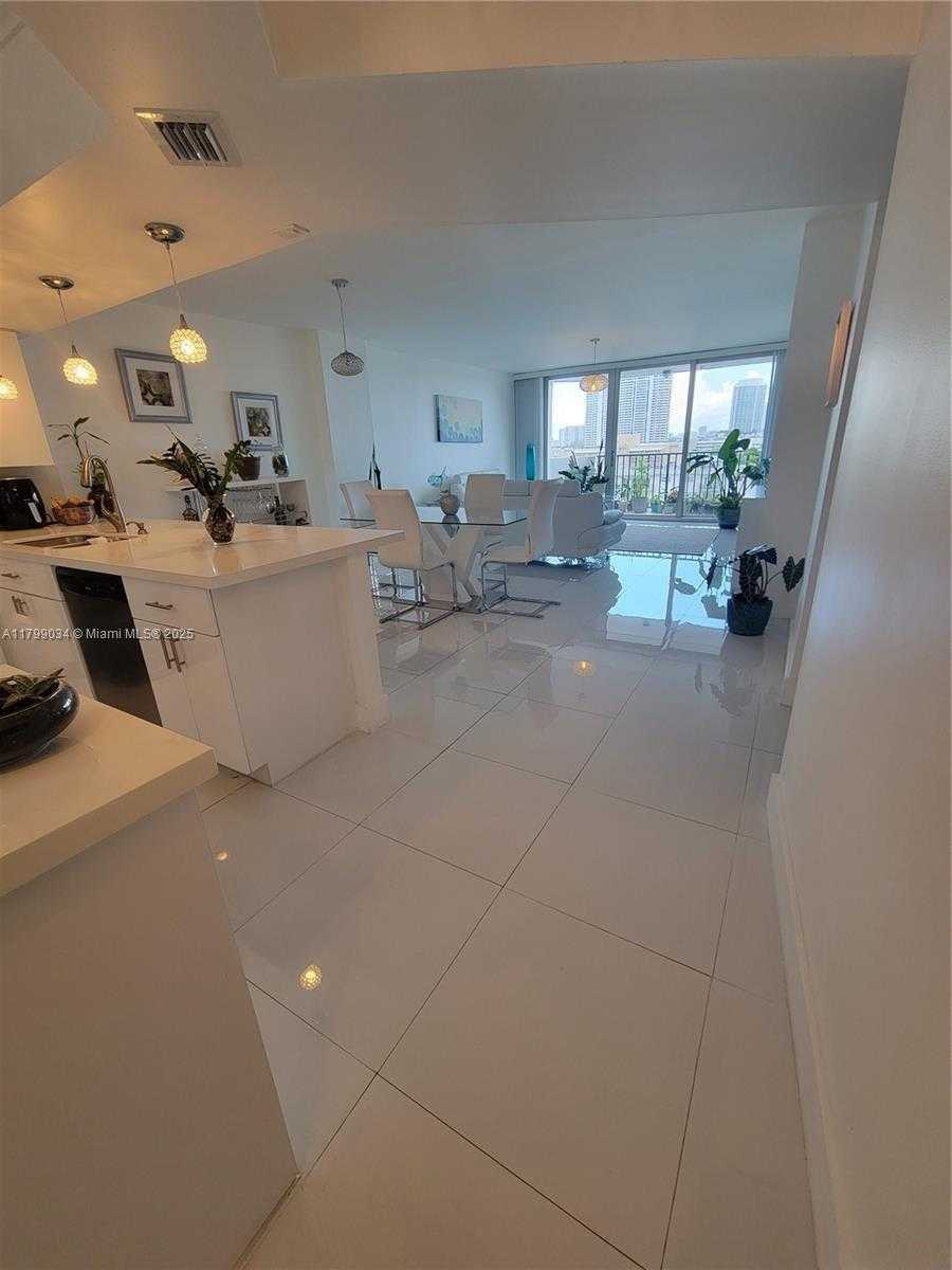 Small Image of 3703 NORTH EAST 166TH ST #808, North Miami Beach Number 4