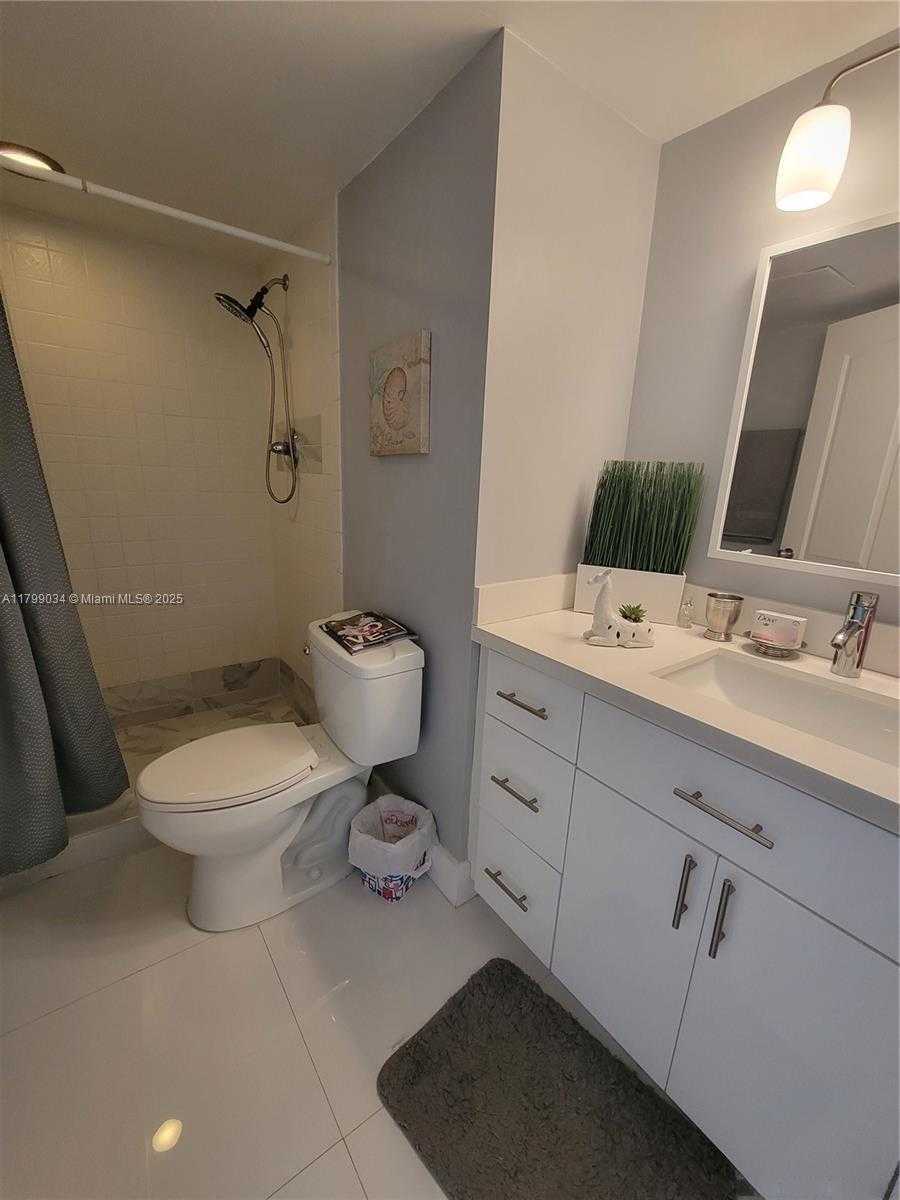 Small Image of 3703 NORTH EAST 166TH ST #808, North Miami Beach Number 9