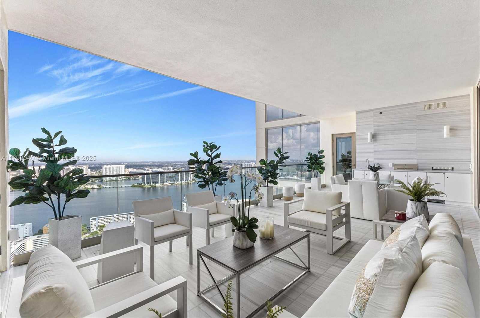 Small Image of 17901 COLLINS AVE #3806, Sunny Isles Beach Number 3