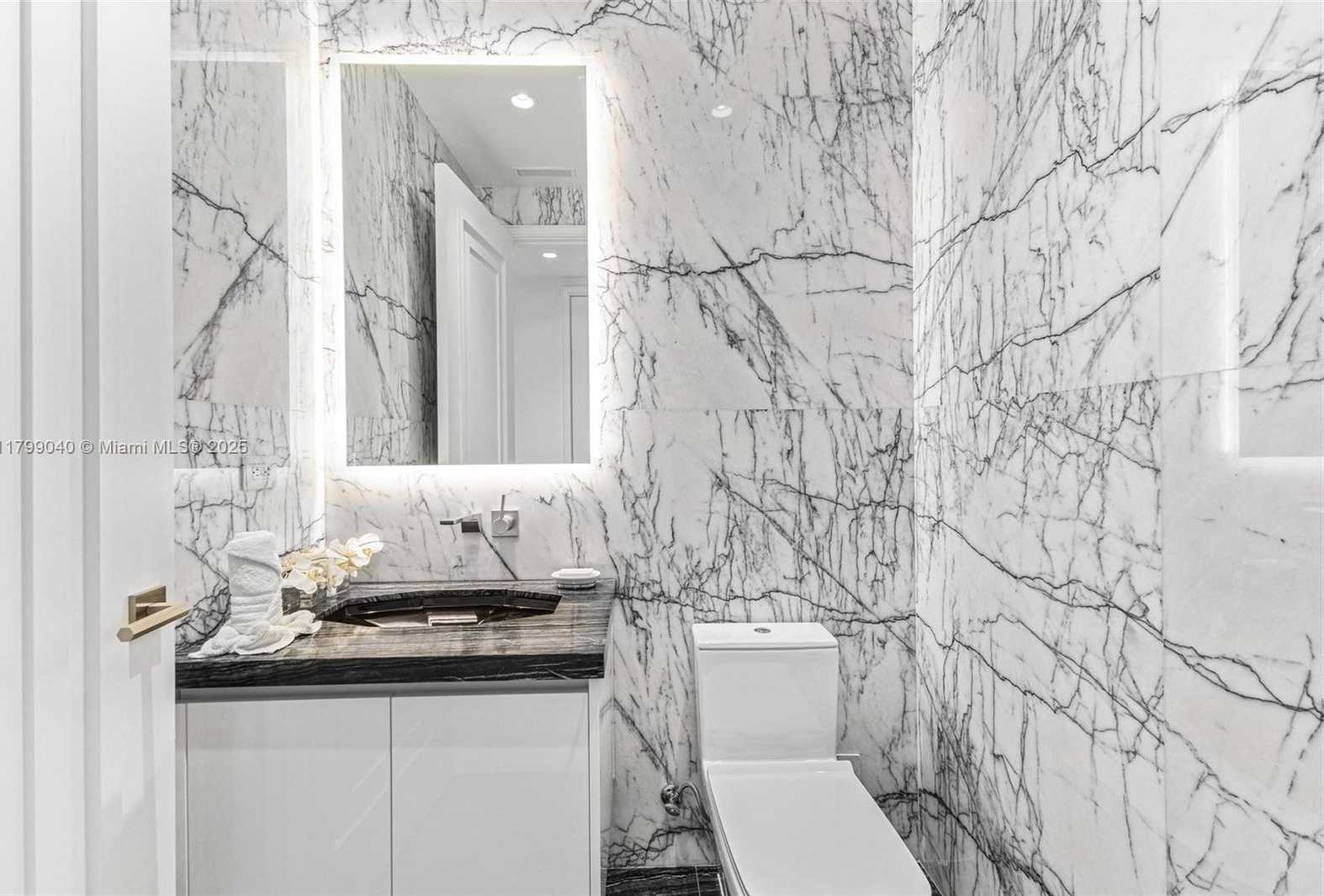 Small Image of 17901 COLLINS AVE #3806, Sunny Isles Beach Number 8