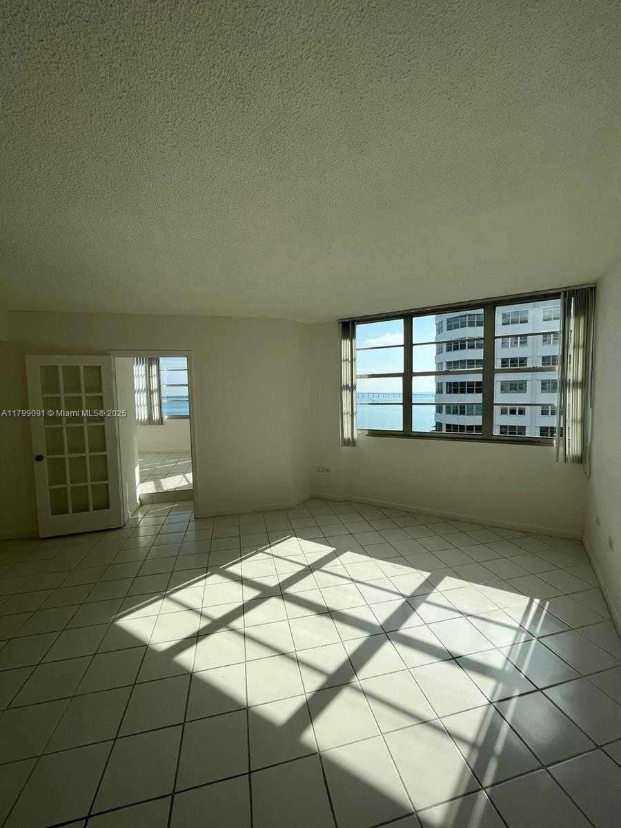 Small Image of 801 BRICKELL BAY DR #1567, Miami Number 5