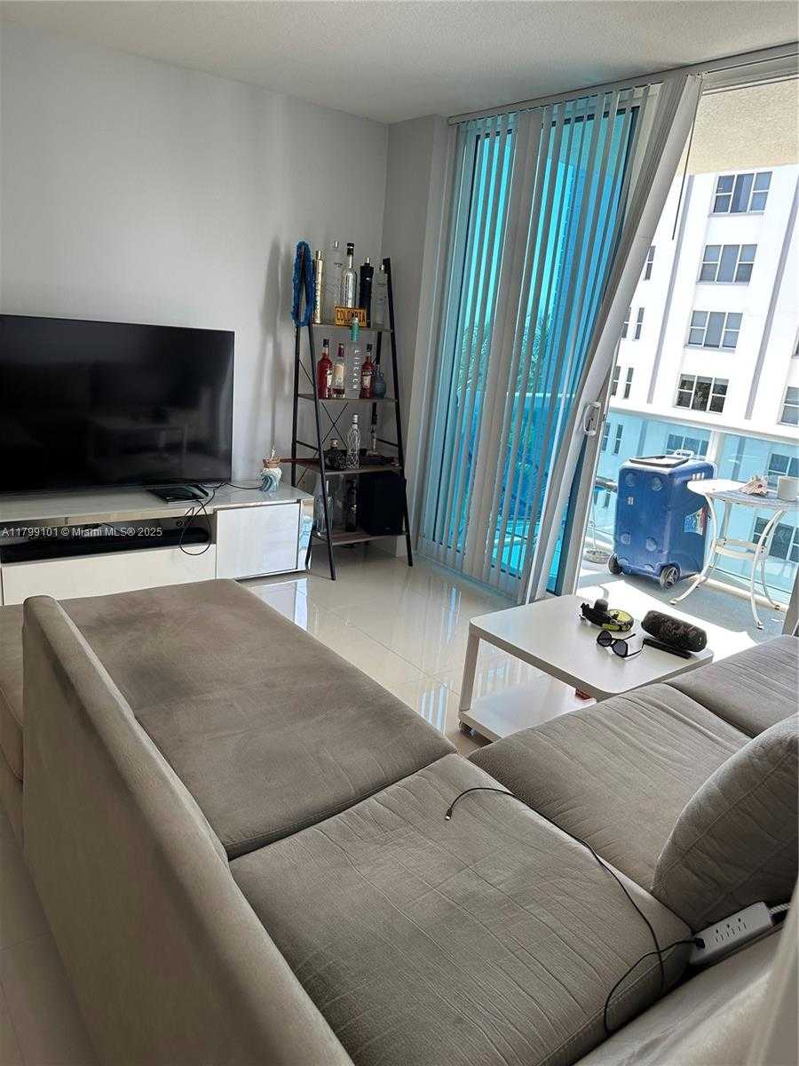 Small Image of 9201 COLLINS AVE #524, Surfside Number 3