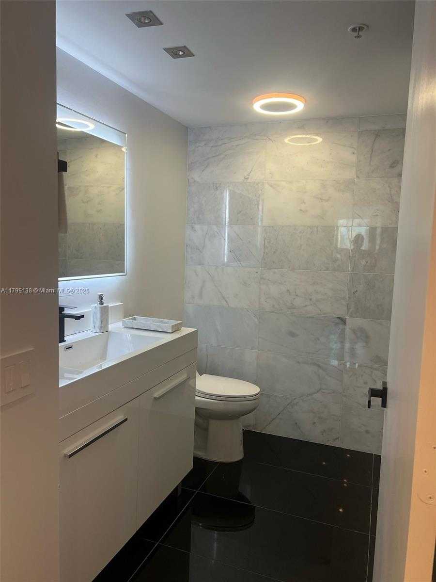 Small Image of 1861 NORTH WEST S RIVER DR #1809, Miami Number 20
