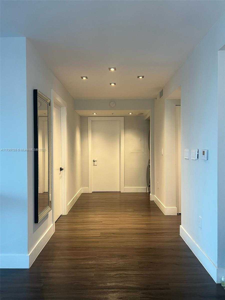 Small Image of 1861 NORTH WEST S RIVER DR #1809, Miami Number 27