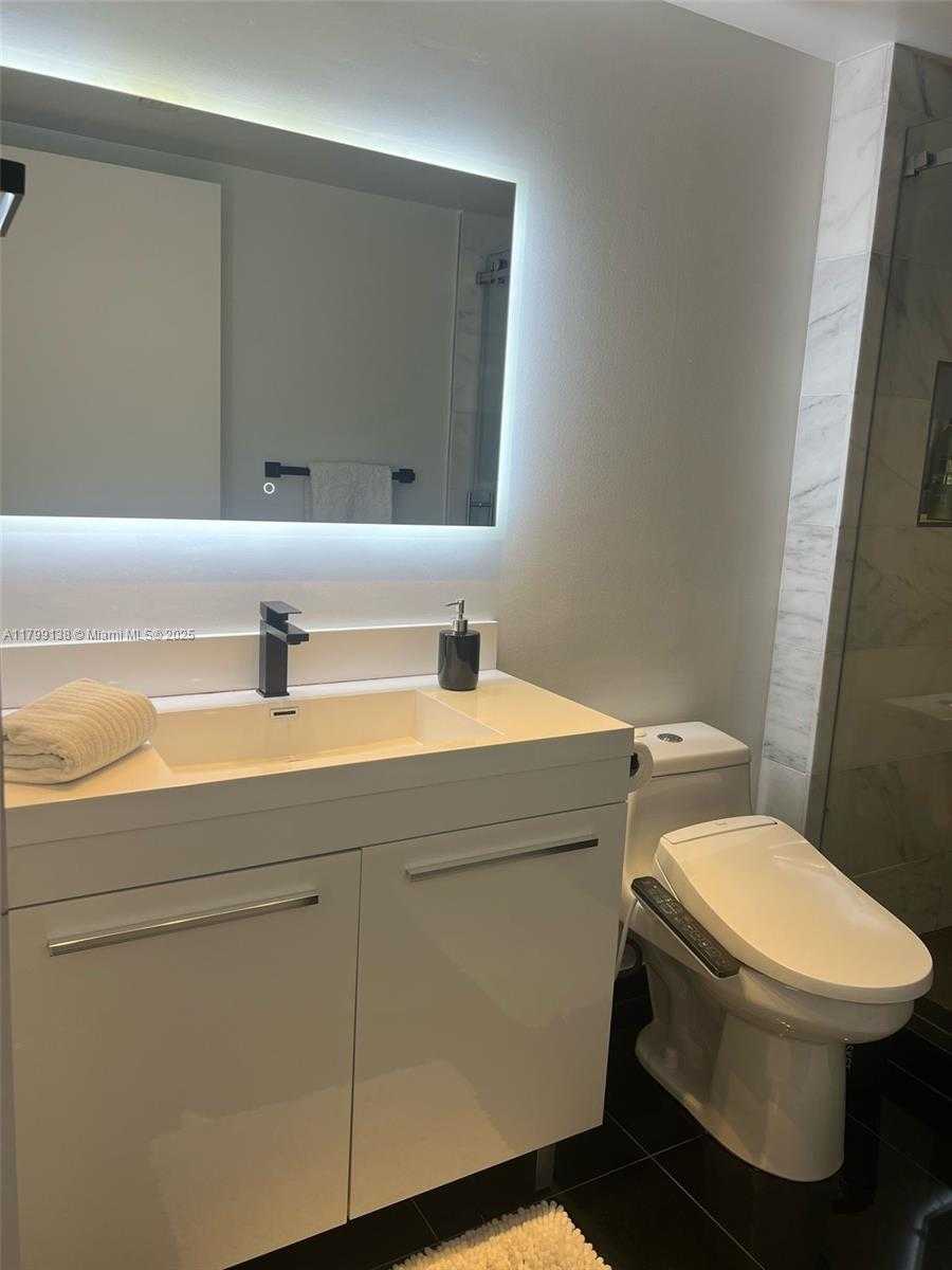 Small Image of 1861 NORTH WEST S RIVER DR #1809, Miami Number 34