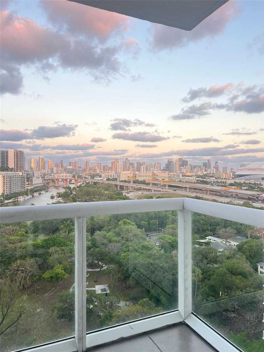 Small Image of 1861 NORTH WEST S RIVER DR #1809, Miami Number 40