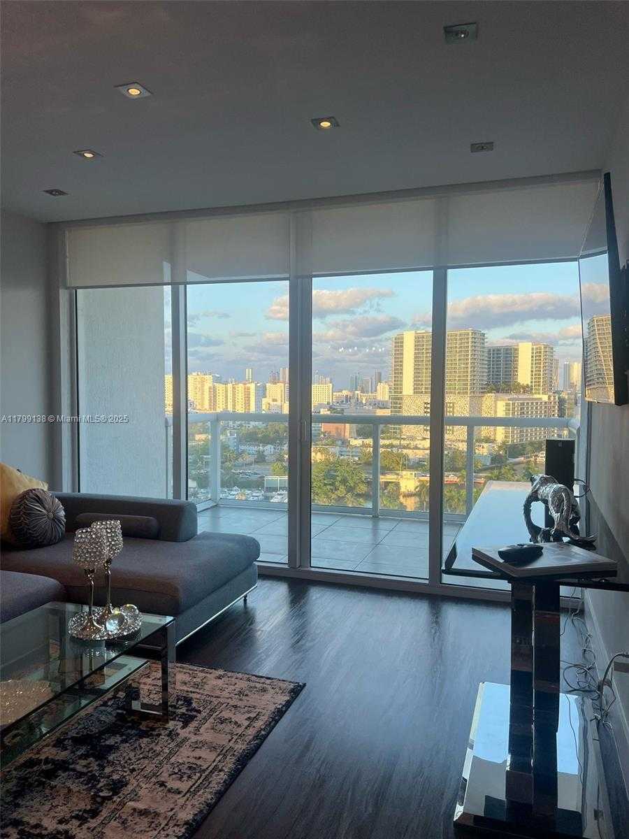 Small Image of 1861 NORTH WEST S RIVER DR #1809, Miami Number 5