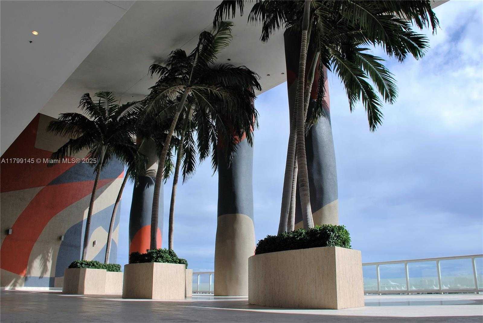 Small Image of 50 Biscayne Blvd, Miami, FL 33132, USA Number 32