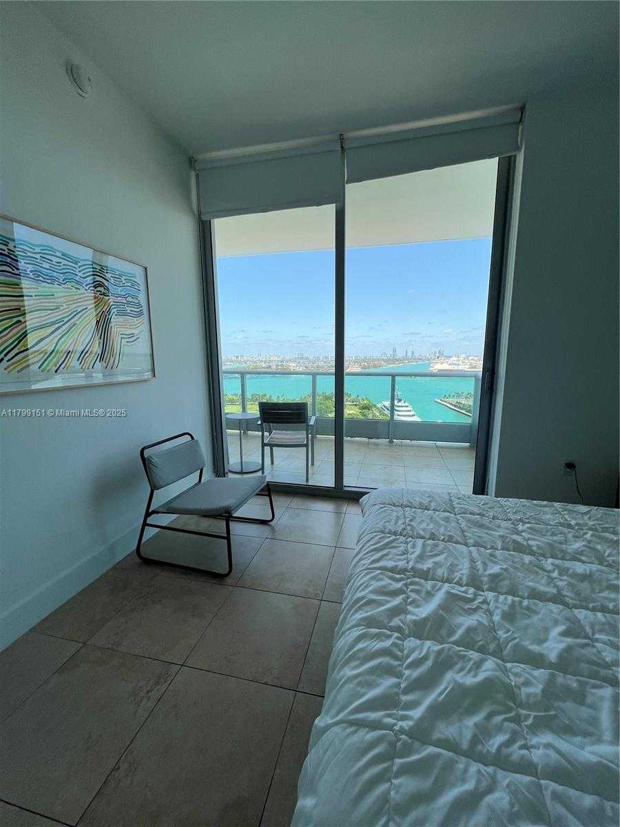 Small Image of 900 BISCAYNE BLVD #2304, Miami Number 14