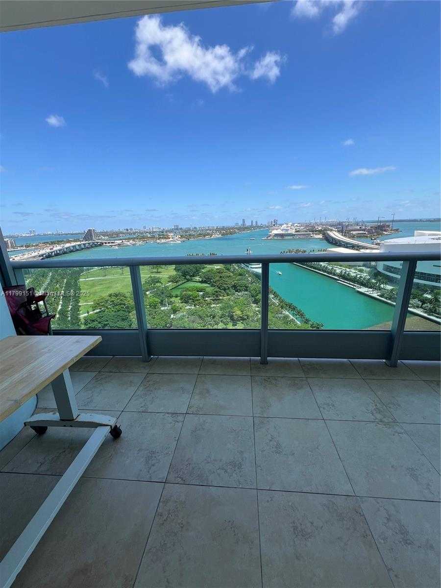 Small Image of 900 BISCAYNE BLVD #2304, Miami Number 22