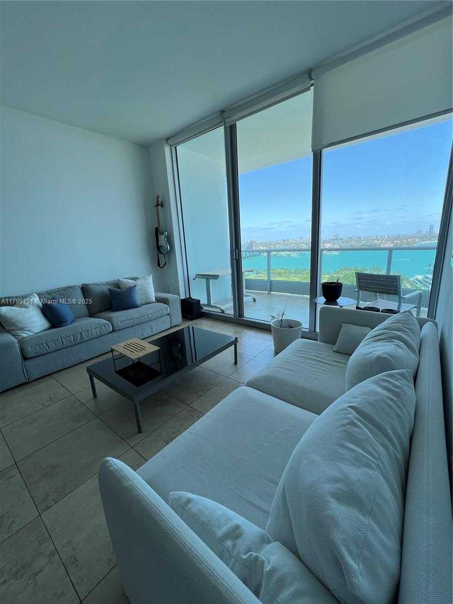 Small Image of 900 BISCAYNE BLVD #2304, Miami Number 9