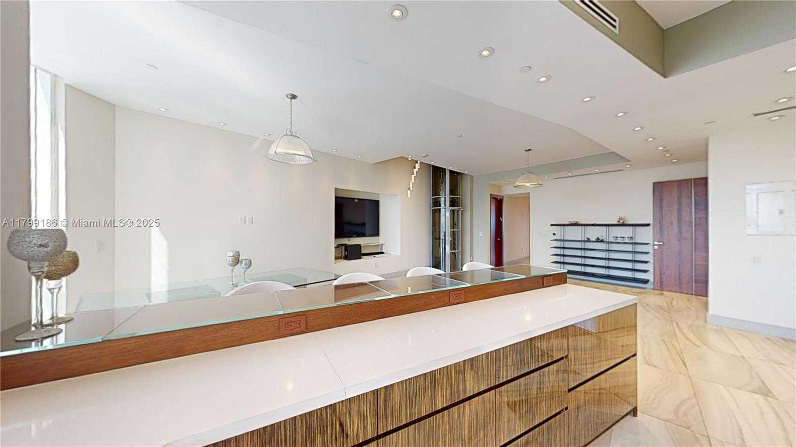 Small Image of 18201 COLLINS AVE #TS2 & TS3, Sunny Isles Beach Number 18