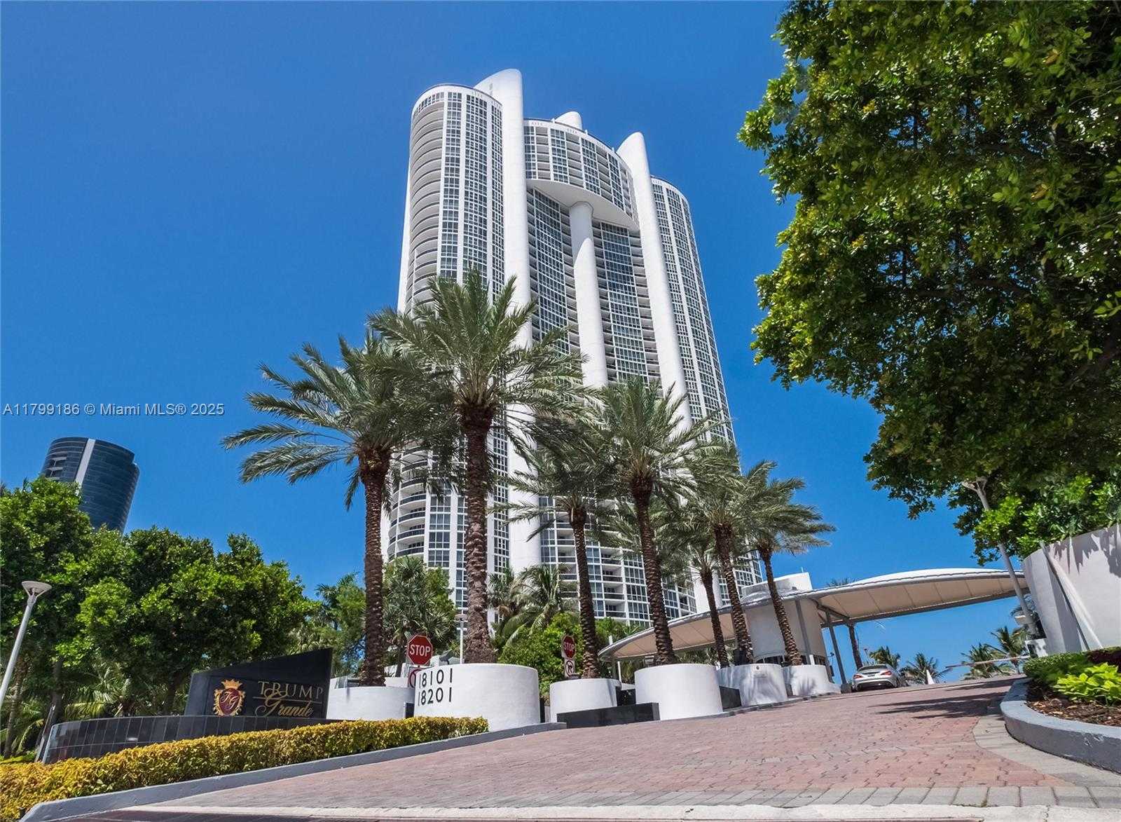 Small Image of 18201 COLLINS AVE #TS2 & TS3, Sunny Isles Beach Number 3