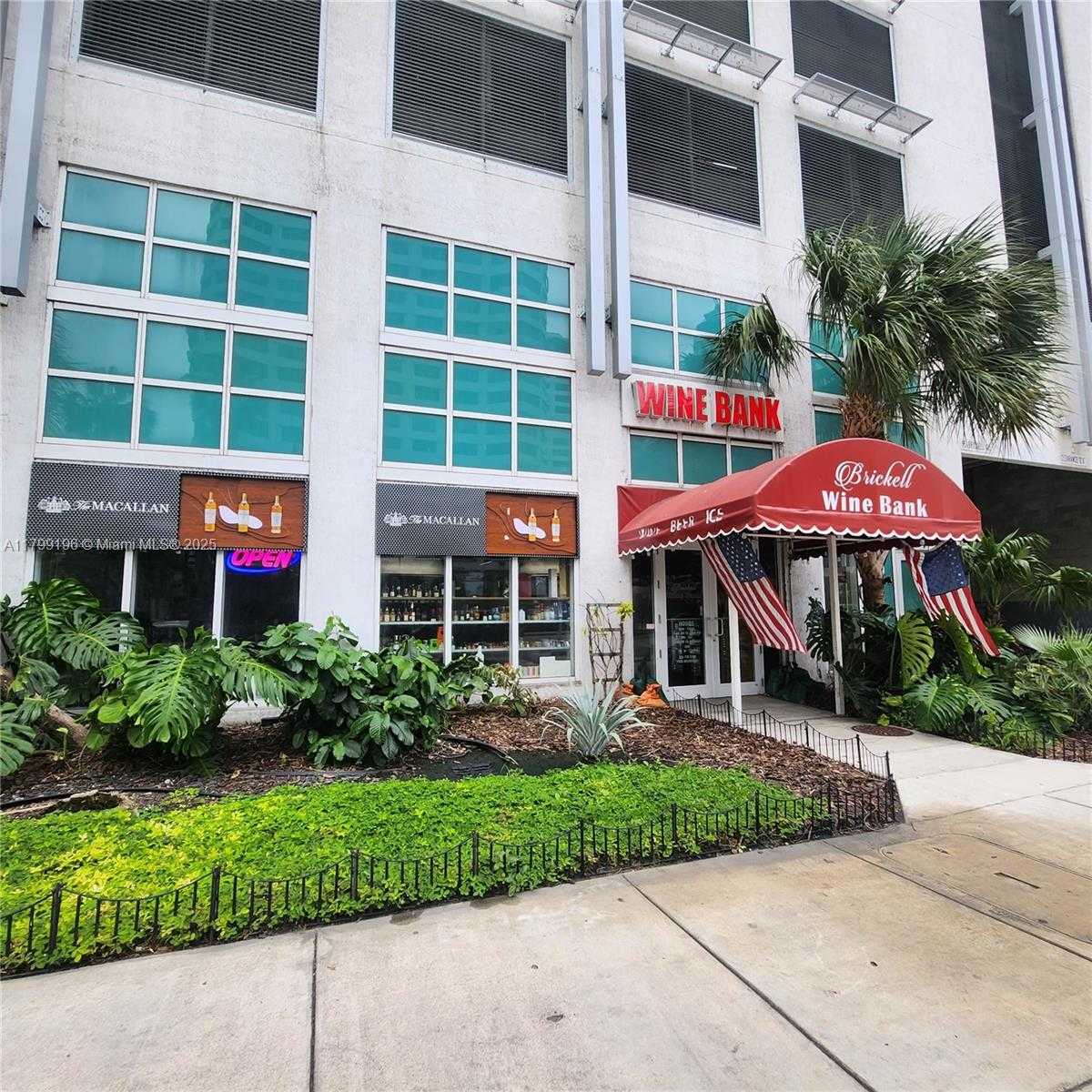 Small Image of 950 BRICKELL BAY DR #3603, Miami Number 37