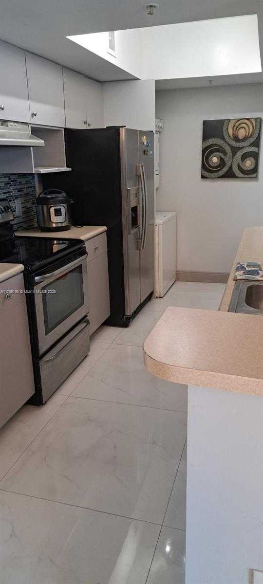 Small Image of 5085 NORTH WEST 7TH ST #TS14, Miami Number 6