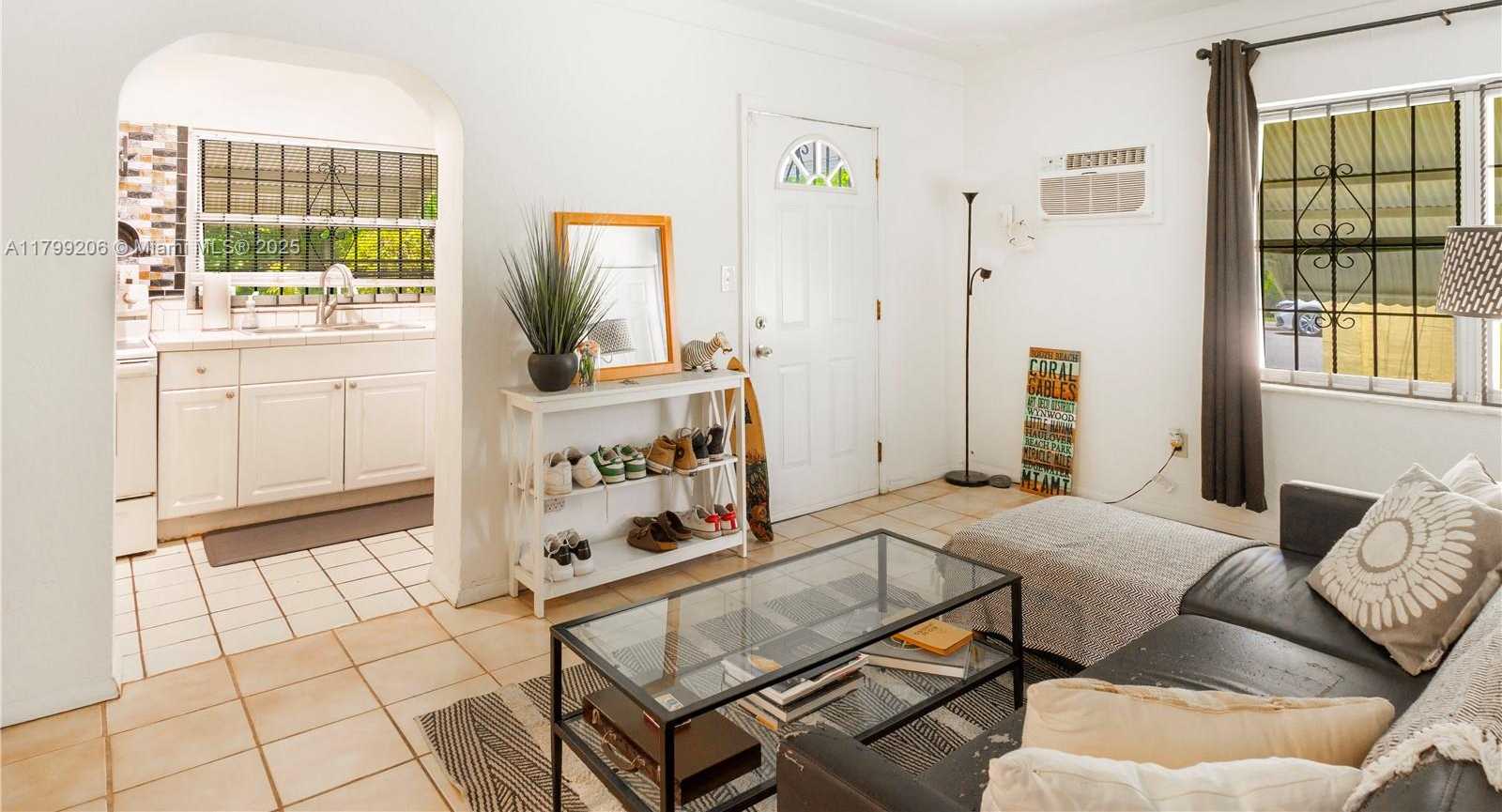 Small Image of 6320 SOUTH WEST 58TH PL, South Miami Number 9